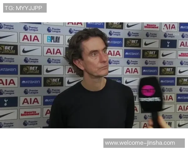 弗兰克赛后与莫耶斯共饮解压同行者理解彼此的心情